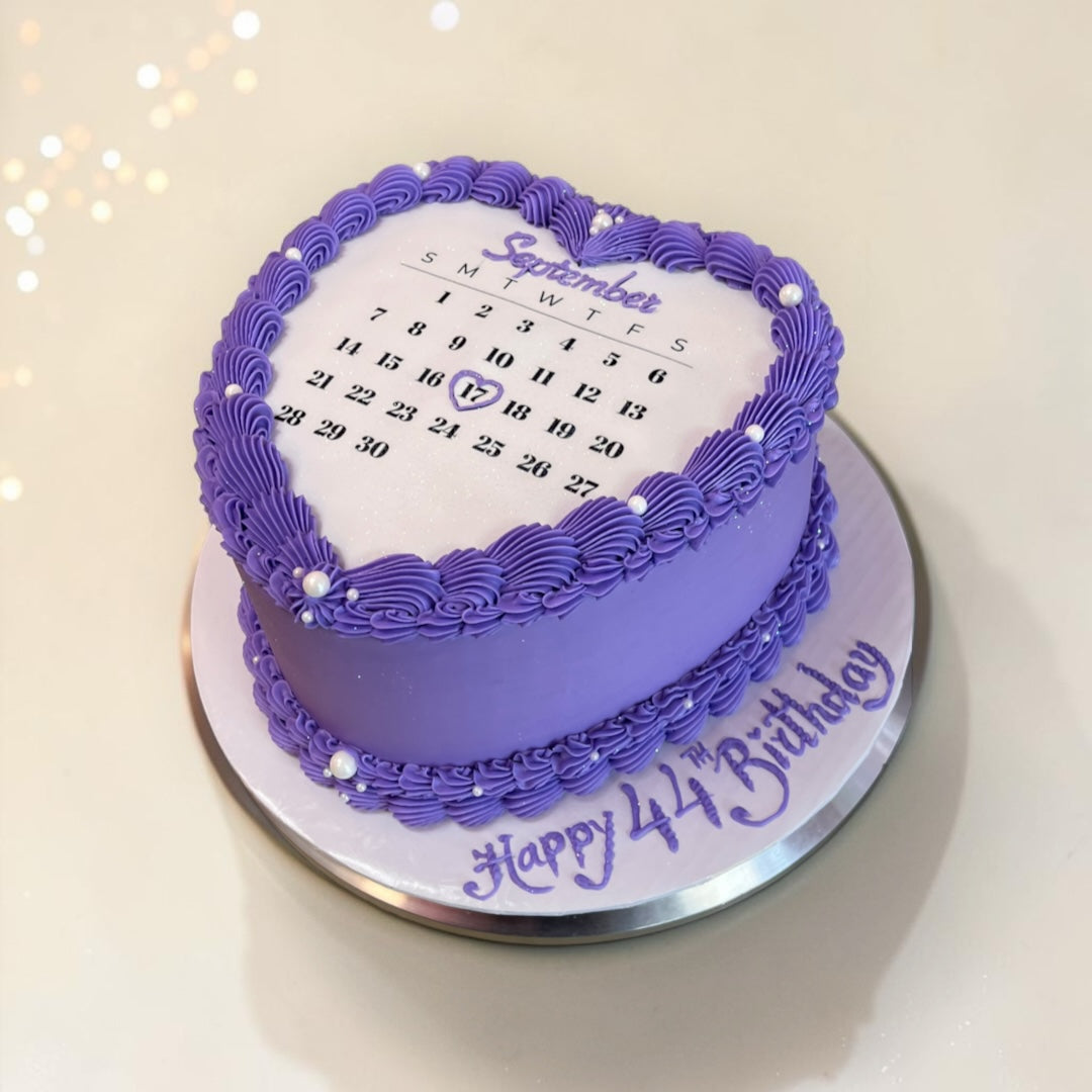 Calendar B-day Heart shaped cake